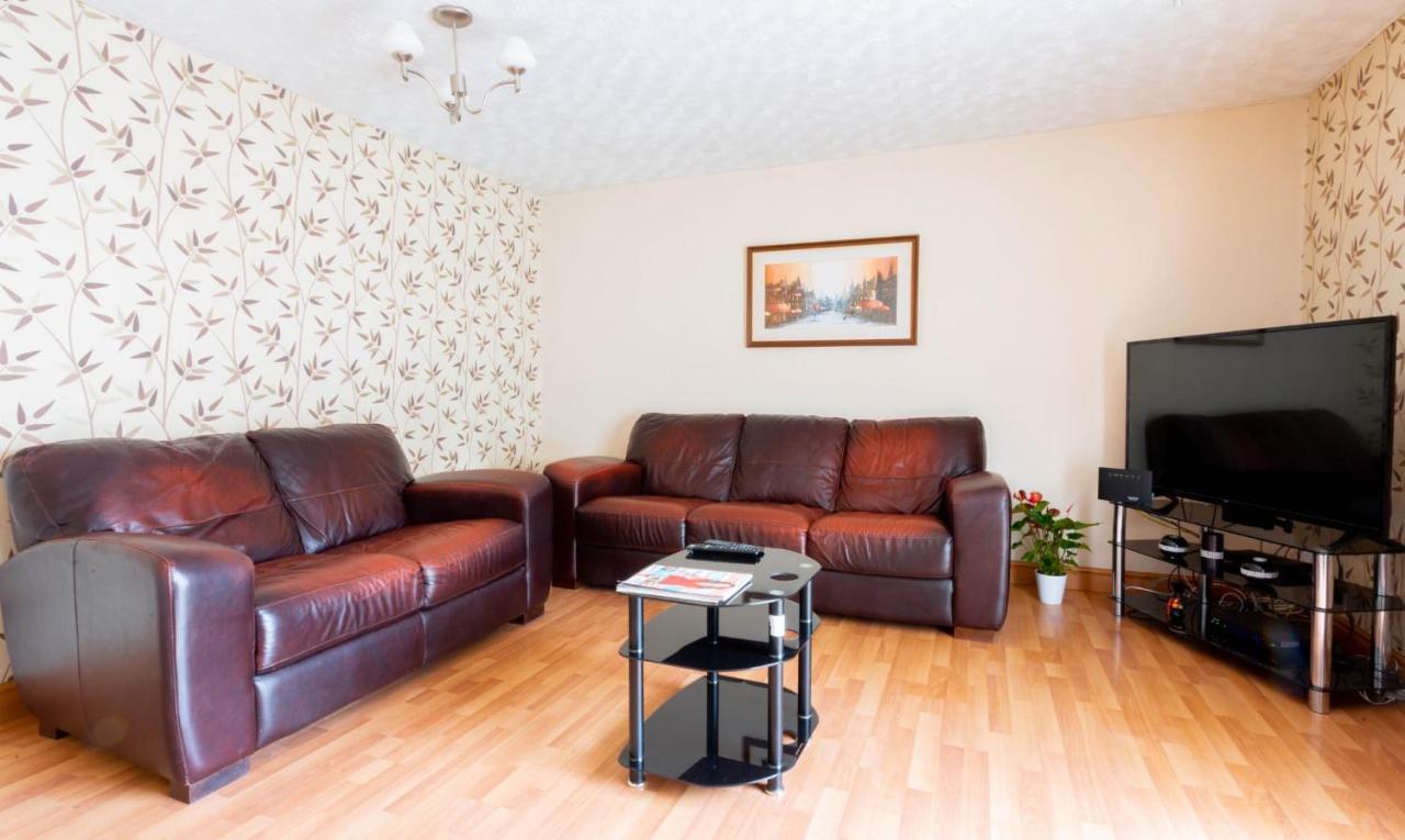 Room Near To Birmingham City Centre With Parking Exterior photo