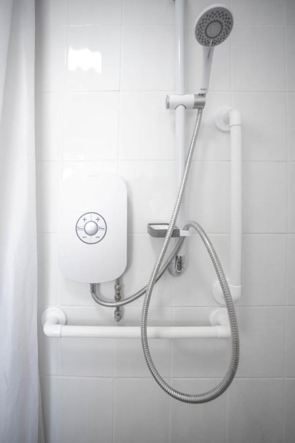 Room Near To Birmingham City Centre With Parking Exterior photo