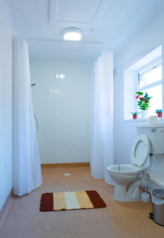 Room Near To Birmingham City Centre With Parking Exterior photo